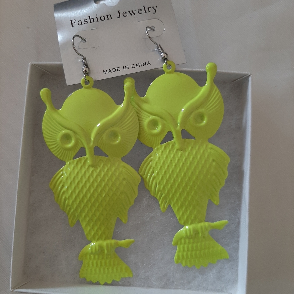 Owl 🦉 earrings. Fashion jewelry.